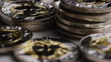 Bitcoins dijital cryptocurrency dönen çekim