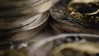 Bitcoins dijital cryptocurrency dönen çekim