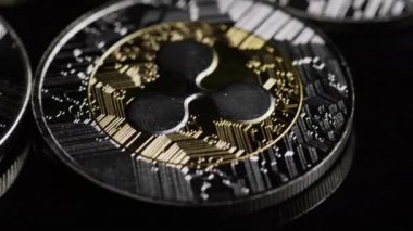 Bitcoins dijital cryptocurrency dönen çekim