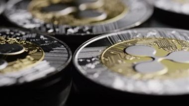 Bitcoins dijital cryptocurrency dönen çekim