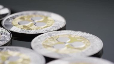 Bitcoins dijital cryptocurrency dönen çekim