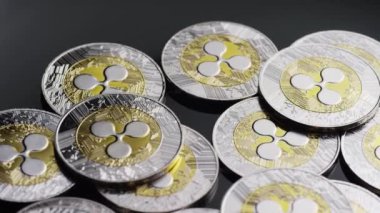 Bitcoins dijital cryptocurrency dönen çekim