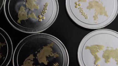 Bitcoins dijital cryptocurrency dönen çekim