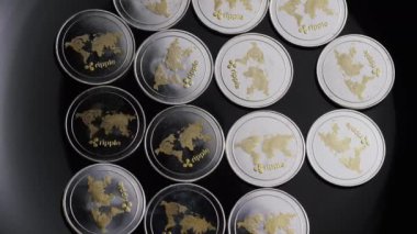 Bitcoins dijital cryptocurrency dönen çekim