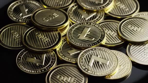 Bitcoins의 회전 샷 디지털 암호 화폐-비트 코인 코인 라이트 — 비디오