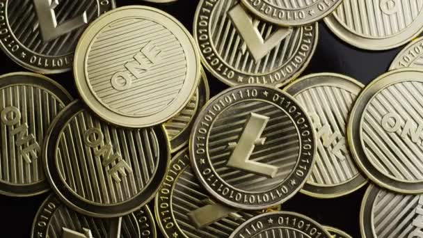 Rotující střela z digitální Kryptoměny Bitminků-Bitpeníz Litecoin — Stock video