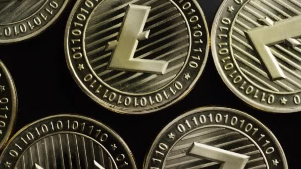 Roterande skott av bitcoins digitala kryptovaluta-Bitcoin Litecoin — Stockvideo