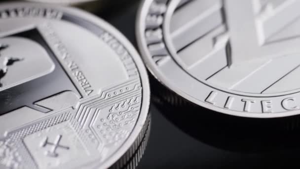 Bitcoins의 회전 샷 디지털 암호 화폐-비트 코인 코인 라이트 — 비디오