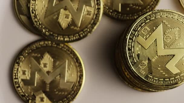 Rotación de la criptomoneda digital Bitcoins - Bitcoin MONERO — Vídeo de stock