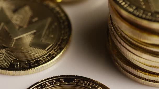 Rotación de la criptomoneda digital Bitcoins - Bitcoin MONERO — Vídeo de stock