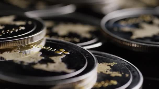 Rotační záběr digitální cryptoměny Bitminci — Stock video