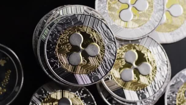 Tiro giratorio de Bitcoins criptomoneda digital — Vídeos de Stock