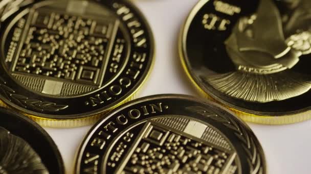 Roterande skott av Titan bitcoins digitala kryptovaluta — Stockvideo