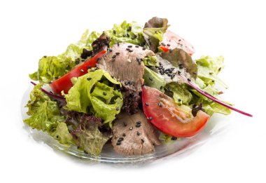 İstiridye pansuman ile siyah susam Izgara Dana eti ile salata. 