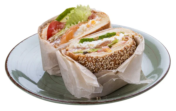 Kahvaltı. Somon ve salata ile Balık Burger
