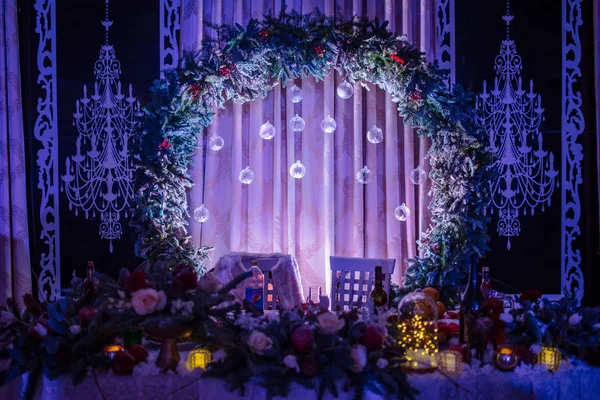 Decoración de la sala de banquetes en el día de la boda — Foto de Stock