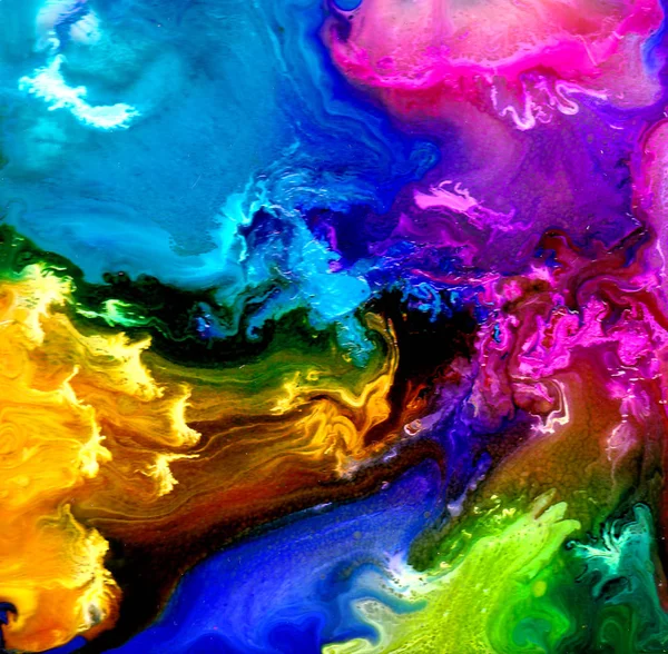 Arte fluida numa placa de Petri. Álcool colorido, tinta, bactérias vivas coloridas em uma placa de Petri . — Fotografia de Stock