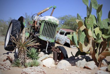 Kumlar Manzara Eski Araba