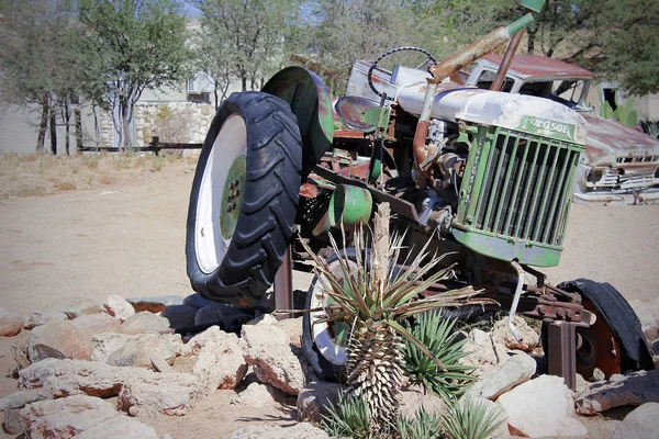 Altes Auto Der Sandlandschaft — Stockfoto