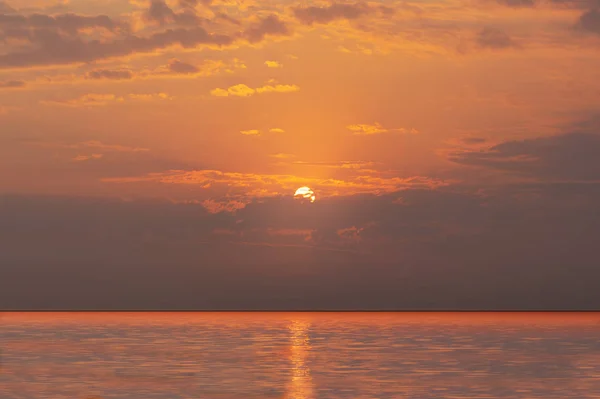 Яркое Солнце Драматические Облака Над Атлантическим Океаном Золотой Закат Африки — стоковое фото