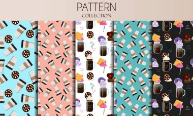 Kahve fincanları ve cam latte kupaları olan pürüzsüz desenler. Değişik kahve türleri, malzemeler, kurabiyeler, krema, krema, marşmelov, donut, çikolata...