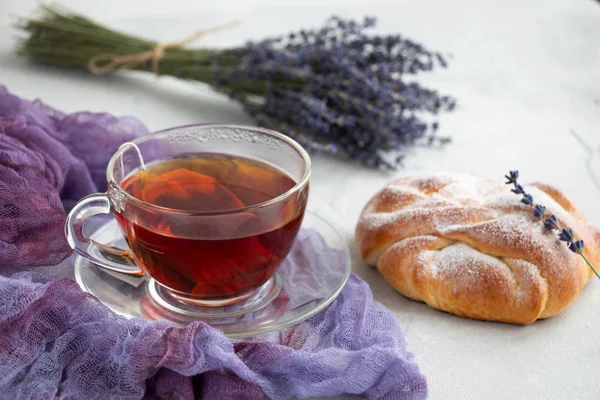 Transparent Glass Cup Tea Pastries Lavender Purple Light Background — Stock Photo, Image