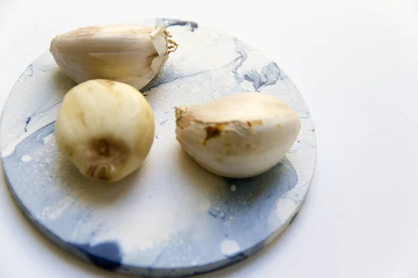 Σκελίδες Σκόρδο Στην Επιφάνεια Εφέ Μαρμάρου — Φωτογραφία Αρχείου