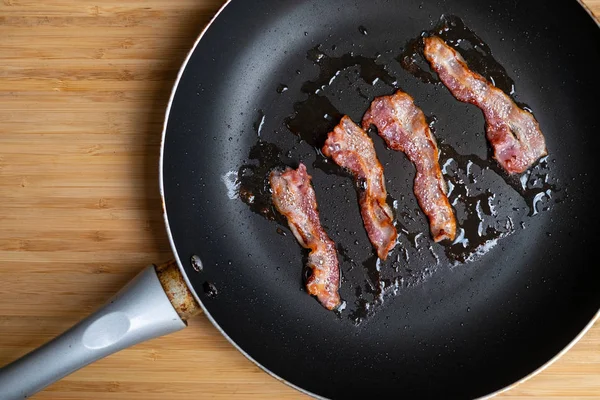 Fette Pancetta Fritta Fresca Una Padella Colazione Dieta Chetogenica — Foto Stock