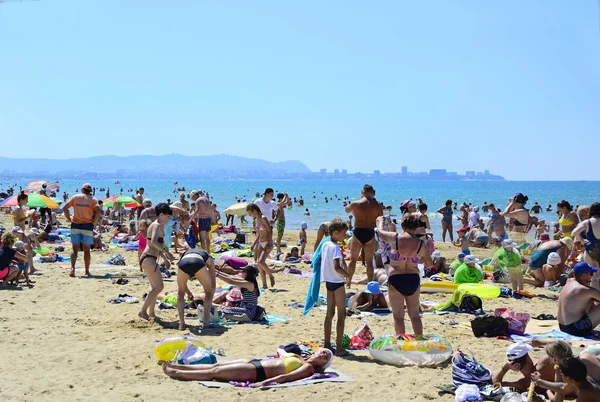 Russie, Anapa, zone de villégiature, juillet 2019. Célèbres plages de sable sur t — Photo