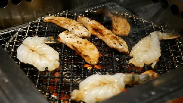 Gegrillter Grill Gekocht Einem Japanischen Restaurant Tokio Japanisches Grillen Von — Stockvideo