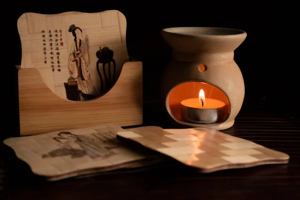 Decoración Para Hogar Lámpara Aroma Con Una Vela Encendida Aromaterapia —  Fotos de Stock