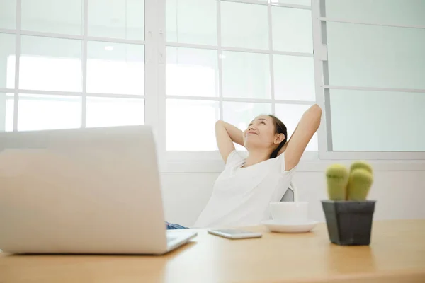 Asian Woman Using Laptop Workplace Home Concept Asian Woman Lifestyle — Stock Photo, Image