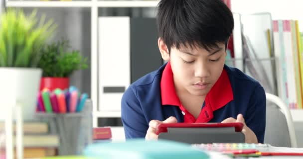 Asian Preteens Doing Your Homework Tablet Computer Serious Face — Stock Video