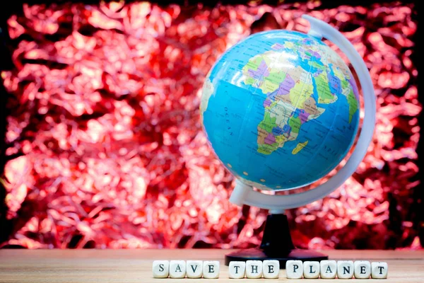 Blauwe Planeet Rode Achtergrond Met Woord Planet Afrika Milieu Concept — Stockfoto
