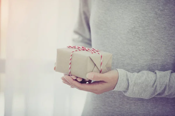 Close Shot Female Hands Holding Small Gift Small Gift Hands — Stock Photo, Image