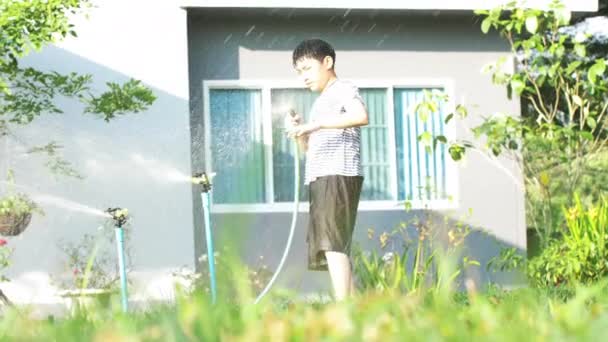 Handheld Portrait Asian Boy Dancing Playing Water Enjoying Very Bathing — Stock Video