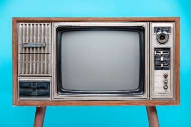 Vintage Tv mavi arka plan izole .
