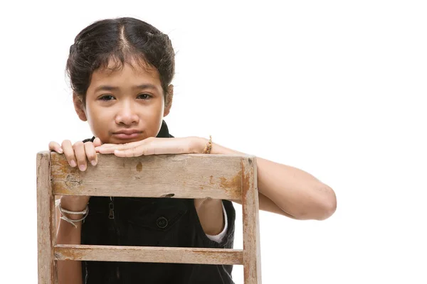 動揺したアジアの女の子は怒ってる白い背景で ロイヤリティフリーのストック写真