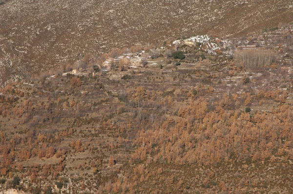 Sercue faluja Huesca Pireneusaiban. — Stock Fotó