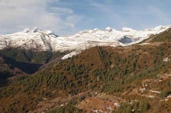 Gipfel des Ordesa und Monte Perdido Nationalparks. — Stockfoto
