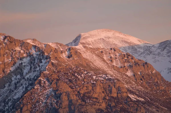 Peaks of the Ordesa and Monte Perdido National Park. — Stock Photo, Image