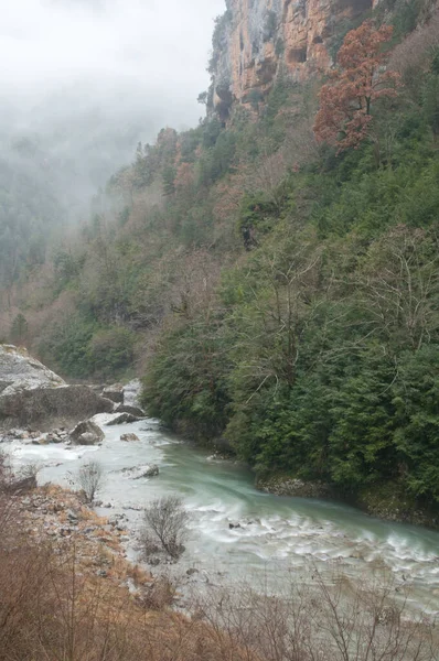 Ποταμός Bellos στο Εθνικό Πάρκο Ordesa και Monte Perdido. — Φωτογραφία Αρχείου