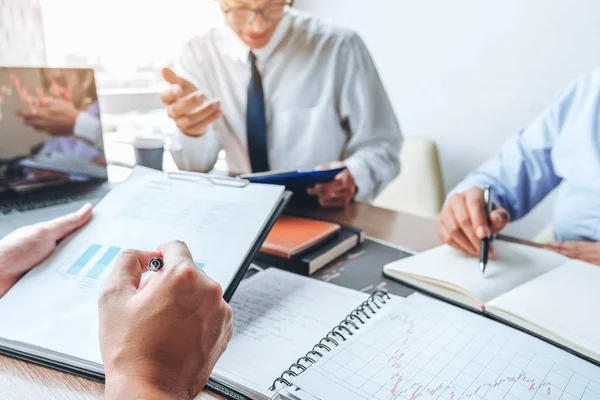 Reunión del equipo de negocios Planificación estratégica con nuevo proyecto de startup —  Fotos de Stock