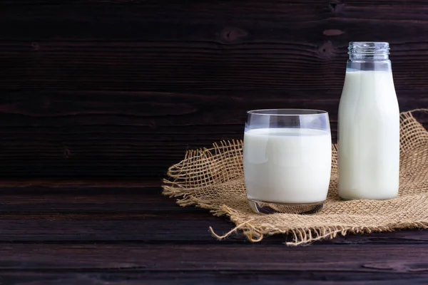 Bottle Glass Milk Wooden Background — Stock Photo, Image