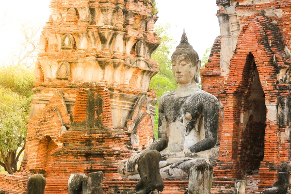 Wat Mahathat Ayutthaya Historical Park Thailand — стоковое фото