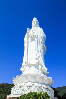 Vietnam, Da Nang 'daki Linh Ung Pagoda' da beyaz Buda..