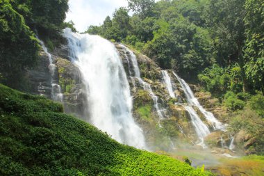 Wachirathan Şelalesi Doi Inthanon Ulusal Parkı, Chiang Mai
