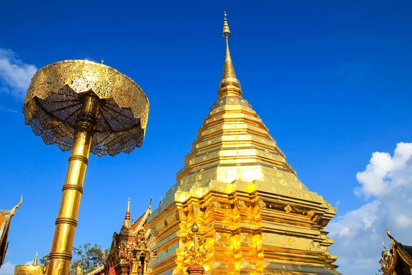 Wat Phra dat Doi Suthep Tempel in Chiang Mai, Thailand. — Stockfoto