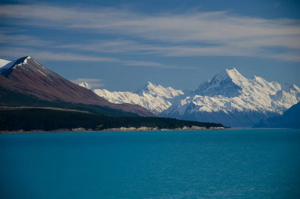 Μακρινή θέα του βουνού Cook σε όλη τη λίμνη Pukaki, South Island, Νέα Ζηλανδία — Φωτογραφία Αρχείου