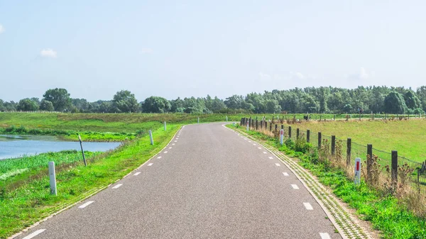 Bend Dyke Hollandalı polder manzara